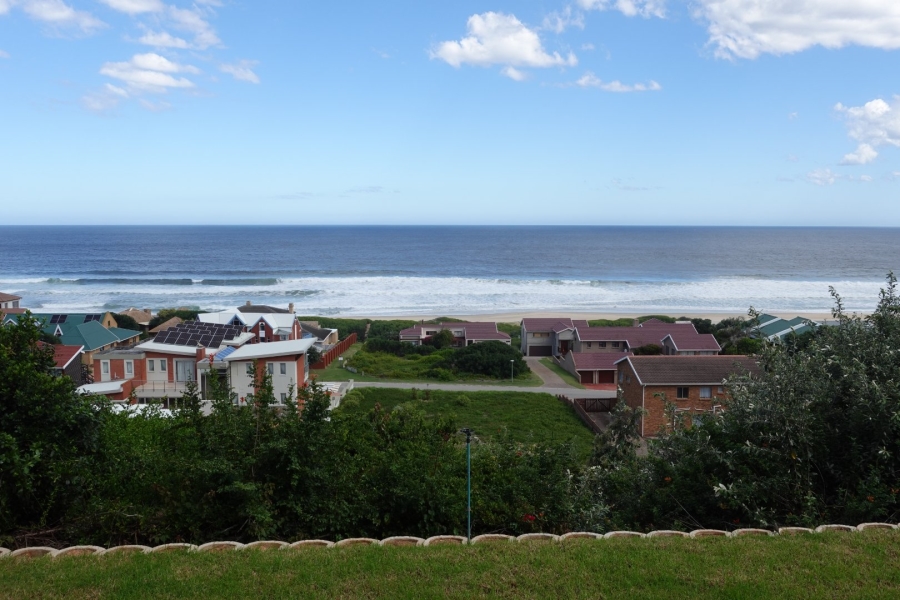 To Let 3 Bedroom Property for Rent in Outeniqua Strand Western Cape